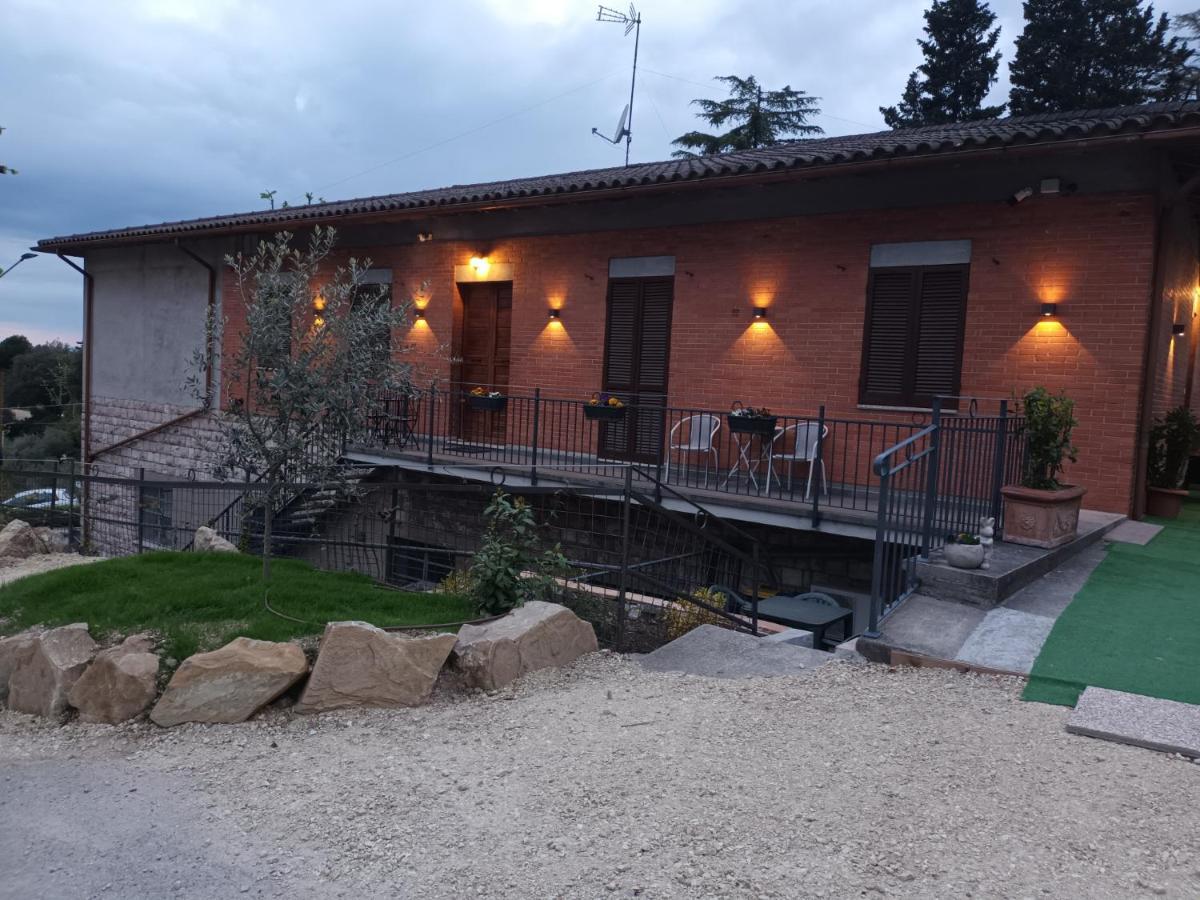 Suite Umberto I Asís Exterior foto