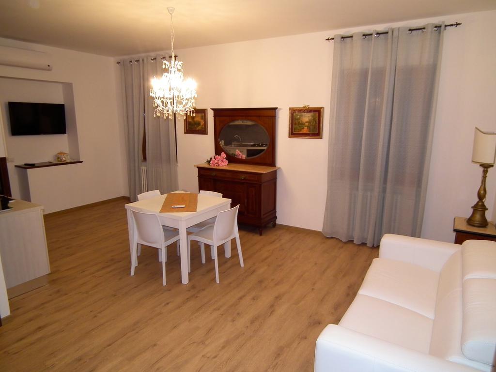 Suite Umberto I Asís Exterior foto