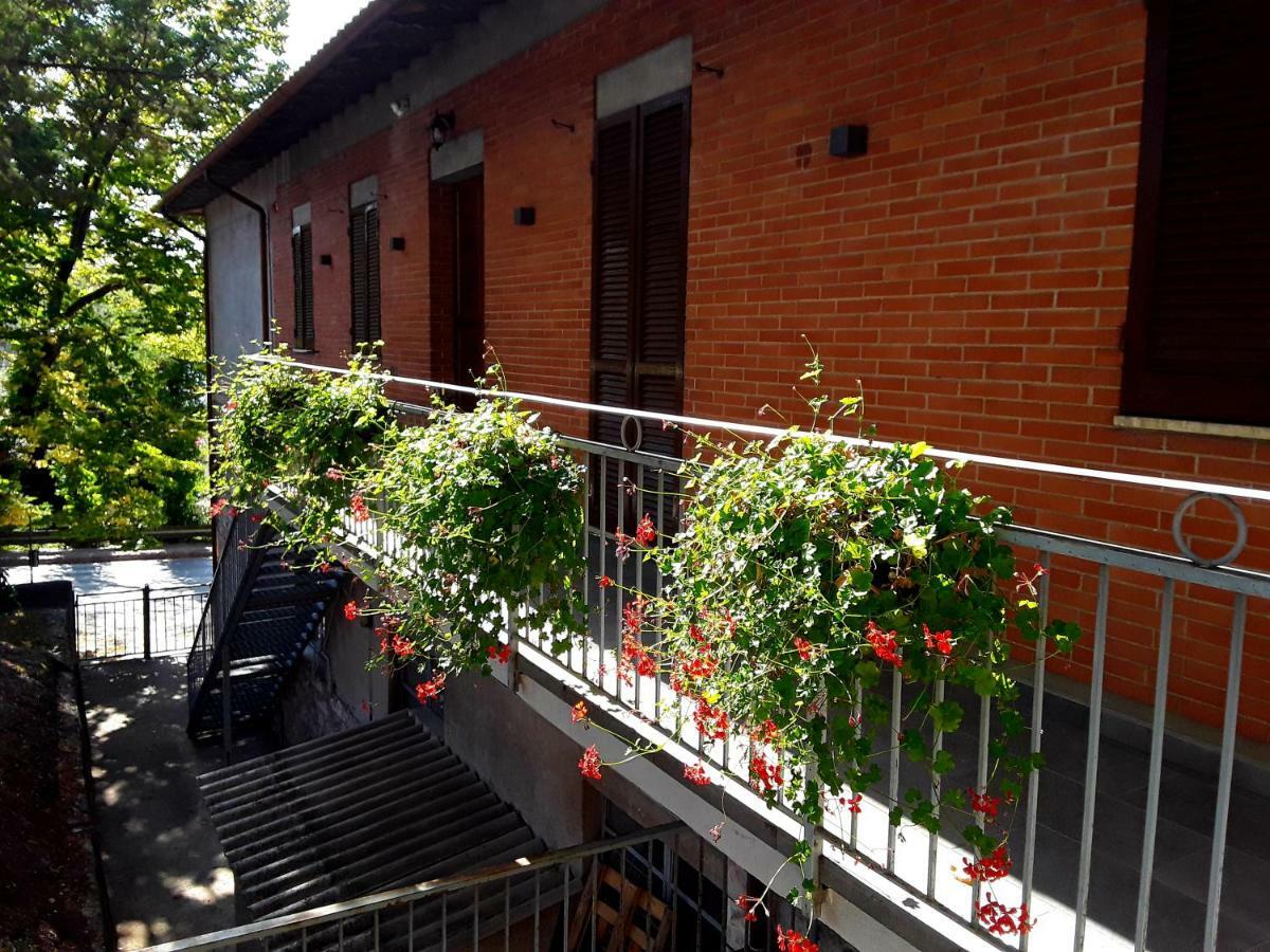 Suite Umberto I Asís Exterior foto